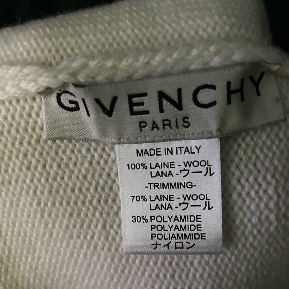 ✨Givenchy - Authentic WOMENS - 4G EMBROIDERED BEANIE IN COLOR: WHITE/IVORY✨ (OS) - Picture 8 of 15